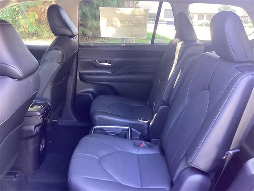 2025 Toyota Grand Highlander Limited
