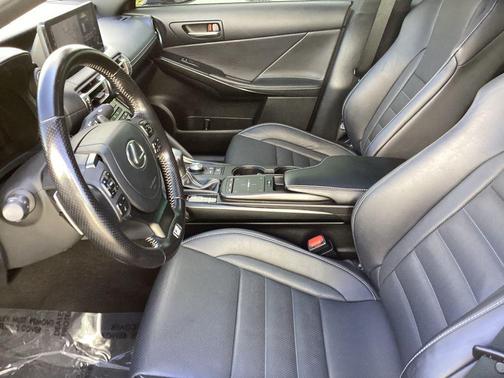 Iridium 2021 Lexus IS 350 Base