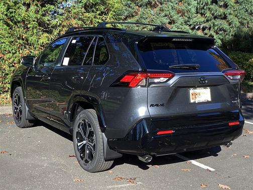 2025 Toyota RAV4 Hybrid SE