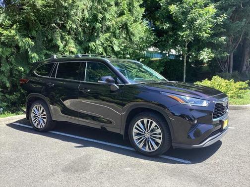 2020 Toyota Highlander Platinum