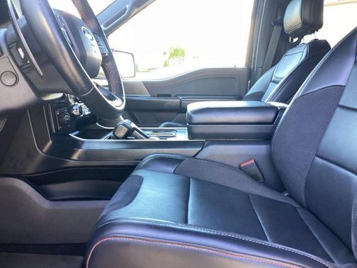 CARBONIZED GRAY METALLIC 2024 Ford F-150 Raptor