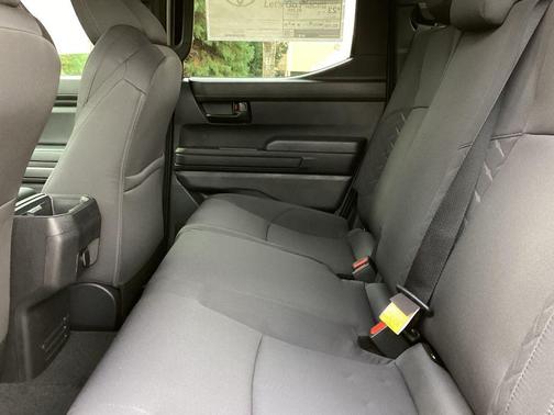 Ice Cap 2026 Toyota Tacoma SR5