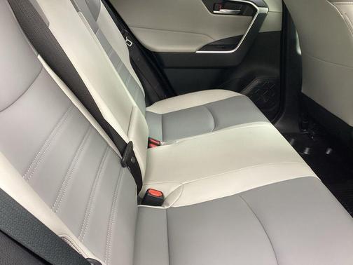 Blueprint 2025 Toyota RAV4 XLE Premium