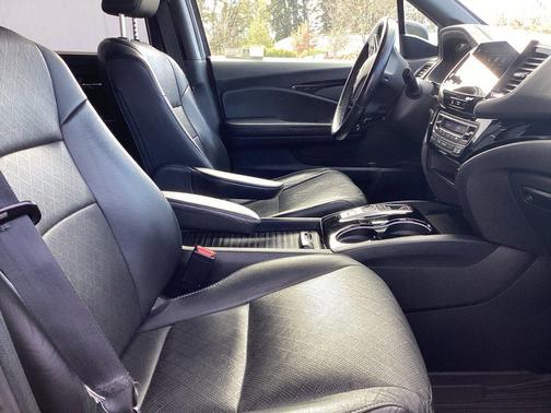 Modern Steel Metallic 2019 Honda Passport Touring