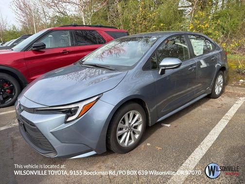 2025 Toyota Corolla Hybrid LE
