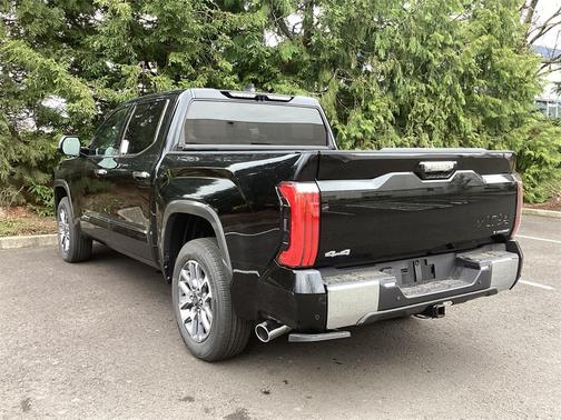 2025 Toyota Tundra Hybrid 1794 Edition