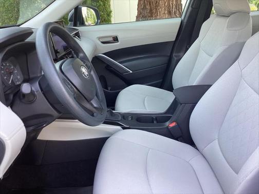 2024 Toyota Corolla Cross L
