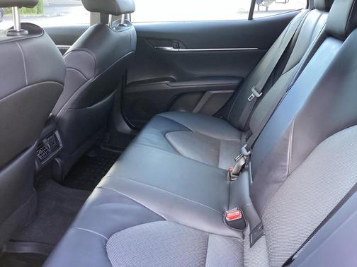 Celestial Silver Metallic 2023 Toyota Camry XLE