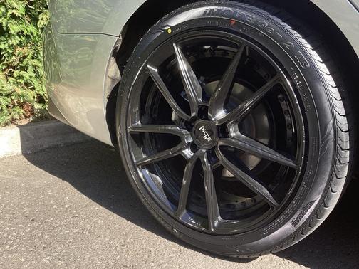 Celestial Silver Metallic 2023 Toyota Camry XLE