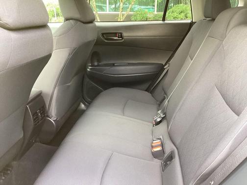 Wind Chill Pearl 2023 Toyota Corolla Cross LE