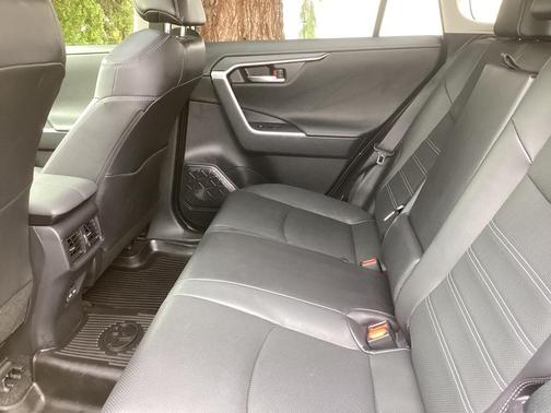 2023 Toyota RAV4 Hybrid Limited