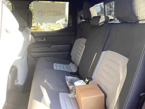 2026 Toyota Tacoma Hybrid TRD Off Road