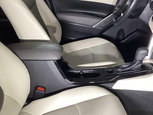 Jet Black 2023 Toyota Corolla Cross XLE