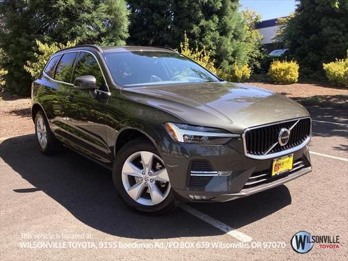 2022 Volvo XC60 B5 Momentum