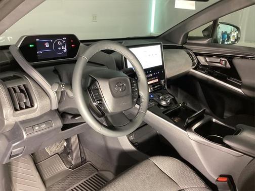 2025 Toyota bZ4X XLE