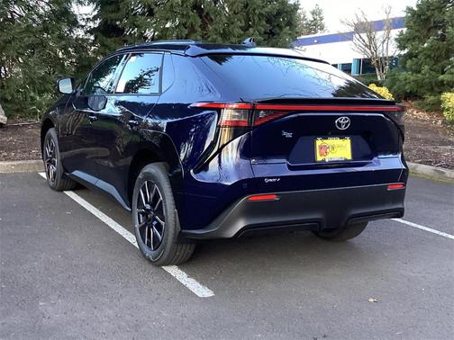 2026 Toyota bZ XLE Plus