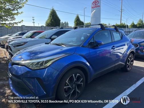 2022 Toyota C-HR XLE