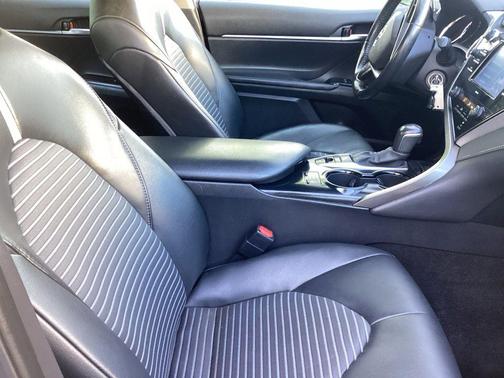Predawn Gray Mica 2020 Toyota Camry SE