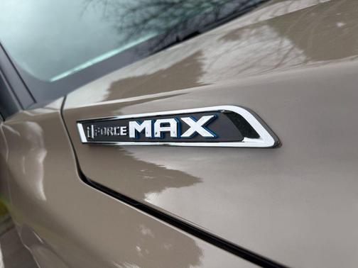 2026 Toyota Tundra Hybrid Platinum