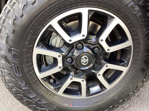 Cement 2021 Toyota Tundra SR5