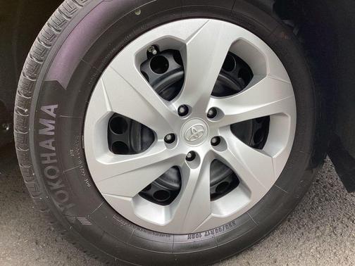 Magnetic Gray Metallic 2024 Toyota RAV4 LE