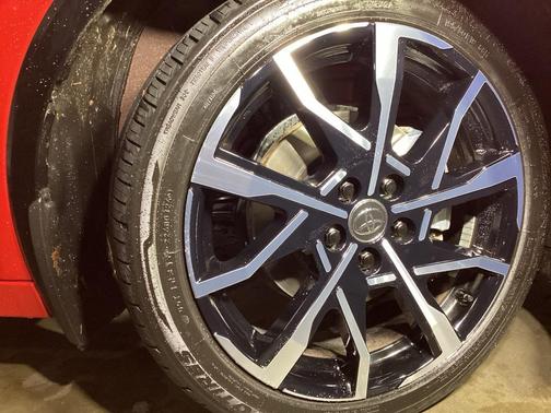 2025 Toyota Prius Plug-In Hybrid XSE