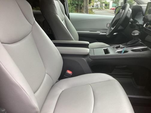 2025 Toyota Sienna XLE 7 Passenger