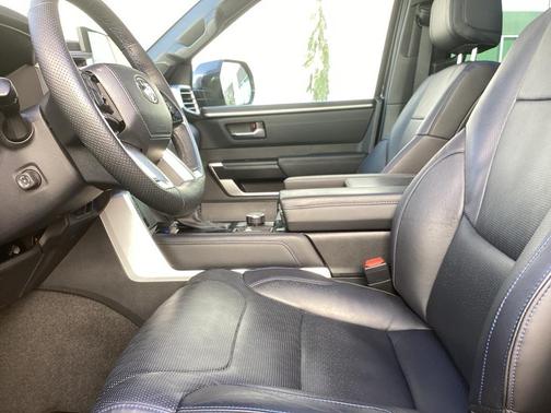 2023 Toyota Tundra Platinum