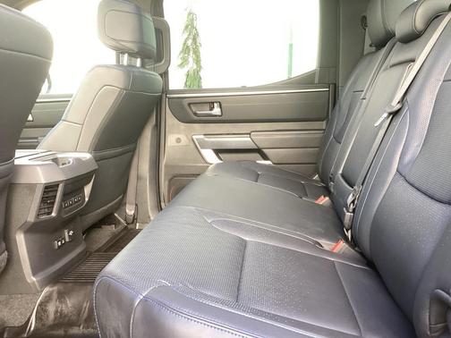 2023 Toyota Tundra Platinum