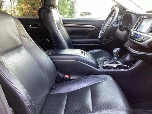 2016 Toyota Highlander Hybrid Platinum