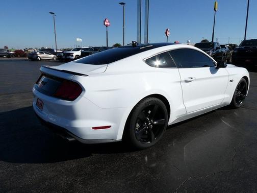 2023 Ford Mustang GT Premium