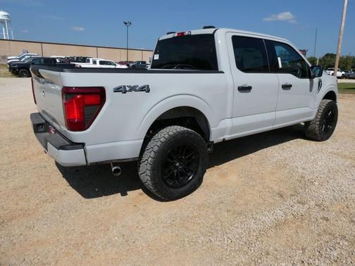 Avalanche 2026 Ford F-150 XLT