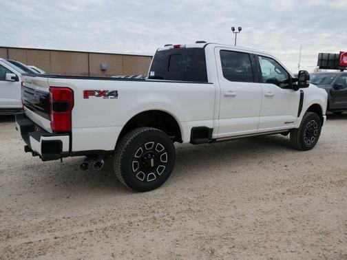 2026 Ford F-250 Platinum