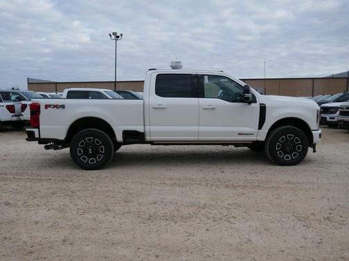 2026 Ford F-250 Platinum