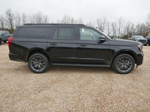 Agate Black Metallic 2026 Ford Expedition Max Platinum