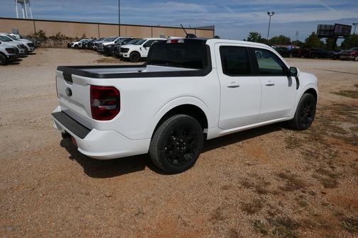 2025 Ford Maverick Lobo Standard