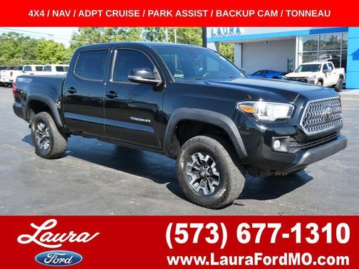Midnight Black Metallic 2019 Toyota Tacoma TRD Off Road