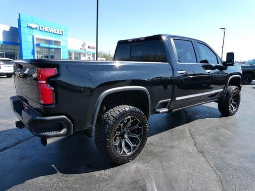 Black 2024 Chevrolet Silverado 3500 High Country