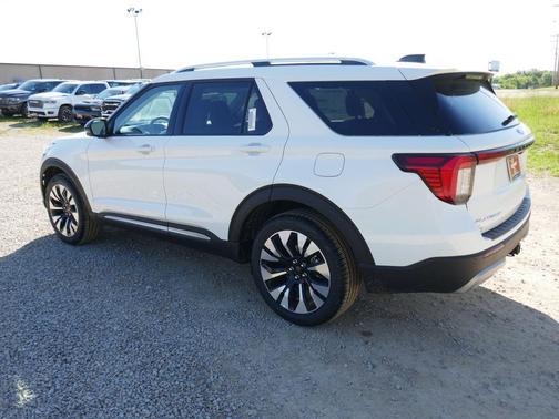 Star White 2026 Ford Explorer Platinum