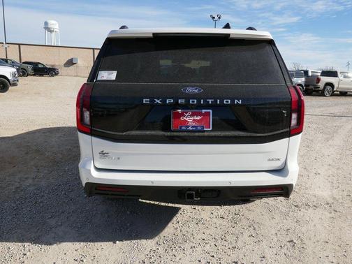 Star White 2026 Ford Expedition Max Active