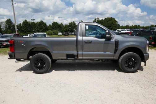 2025 Ford F-250 XL