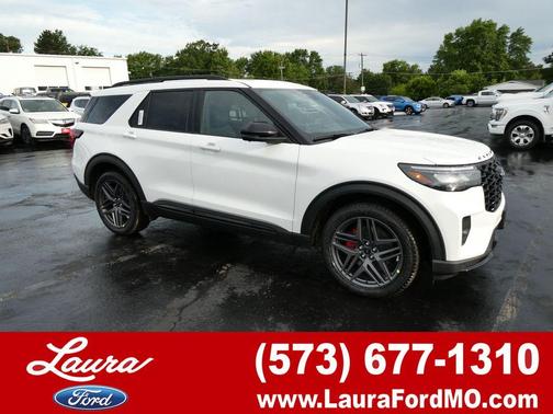 Star White 2026 Ford Explorer ST