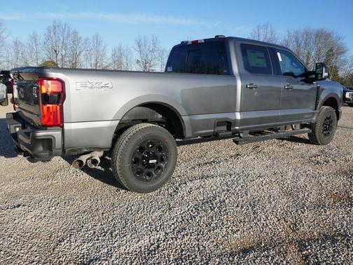 Carbonized Gray Metallic 2026 Ford F-350 Lariat Super Duty