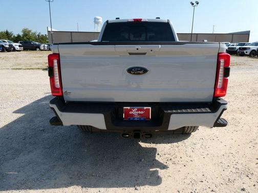 Avalanche 2026 Ford F-250 Lariat