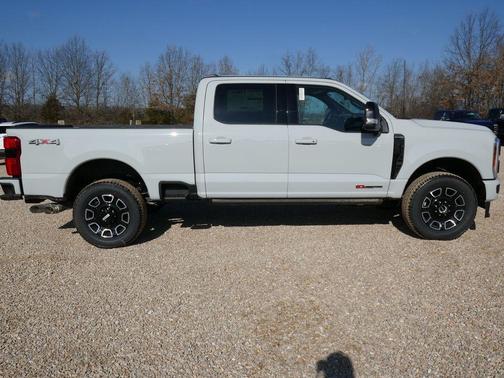 2026 Ford F-250 Platinum