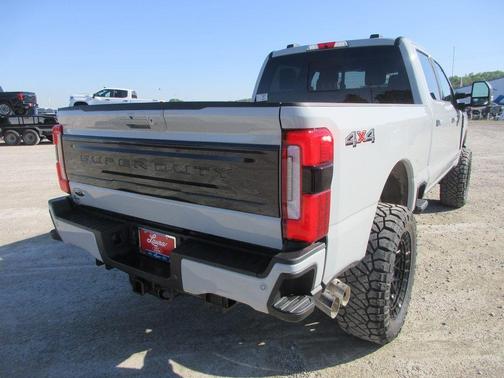 Avalanche 2026 Ford F-250 Platinum
