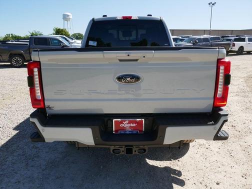Avalanche 2026 Ford F-250 Lariat