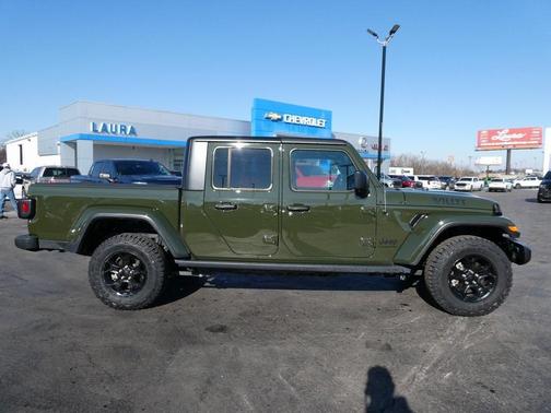 2023 Jeep Gladiator Sport