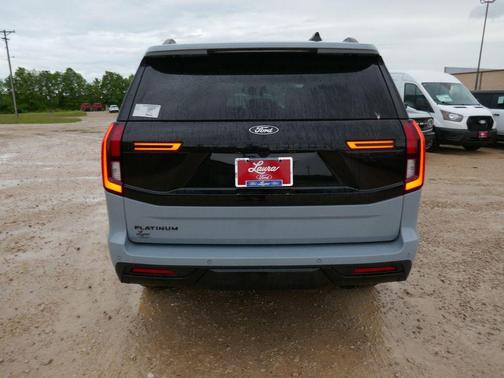 Glacier Gray Metallic 2026 Ford Expedition Platinum