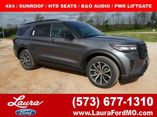 Carbonized Gray Metallic 2026 Ford Explorer ST-Line